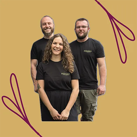 Das Team hinter der Goldenleafs-Microgreens Farm